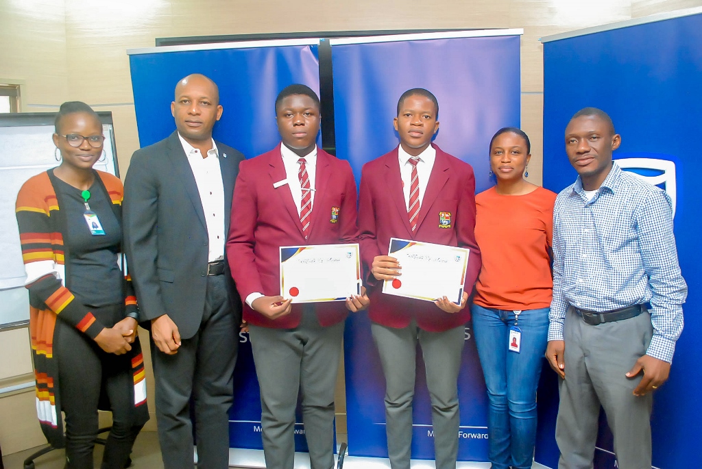 Stanbic IBTC Rewards Outstanding Students